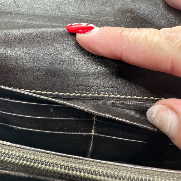 Gucci GG Webbed Canvas Interlocking Heart Long Wallet - Picture 4 of 6